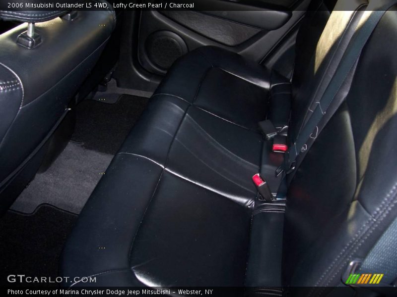 Lofty Green Pearl / Charcoal 2006 Mitsubishi Outlander LS 4WD