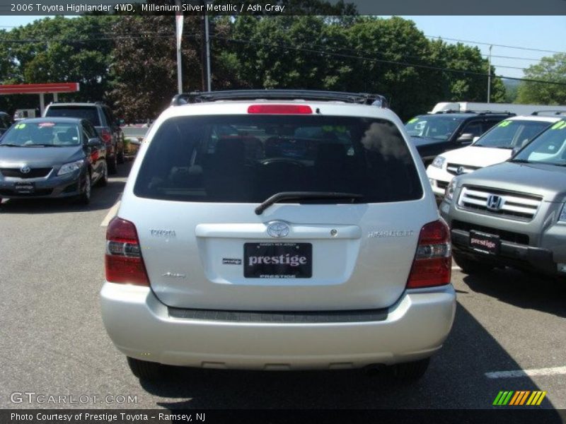 Millenium Silver Metallic / Ash Gray 2006 Toyota Highlander 4WD