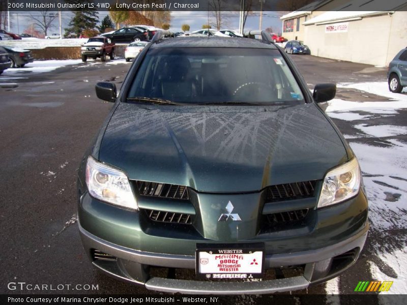 Lofty Green Pearl / Charcoal 2006 Mitsubishi Outlander LS 4WD