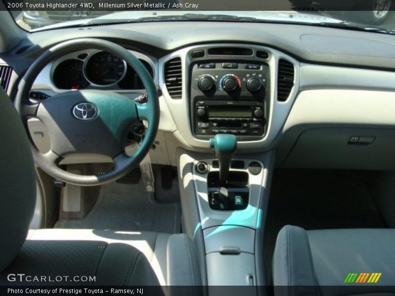 Millenium Silver Metallic / Ash Gray 2006 Toyota Highlander 4WD