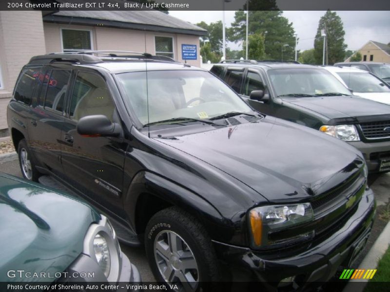 Black / Light Cashmere 2004 Chevrolet TrailBlazer EXT LT 4x4