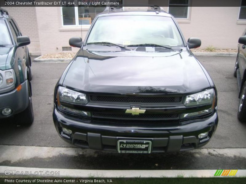 Black / Light Cashmere 2004 Chevrolet TrailBlazer EXT LT 4x4
