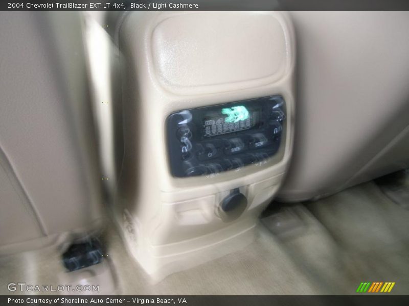 Black / Light Cashmere 2004 Chevrolet TrailBlazer EXT LT 4x4