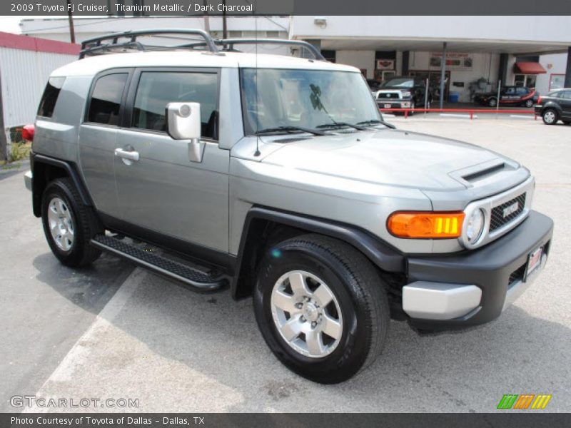 Titanium Metallic / Dark Charcoal 2009 Toyota FJ Cruiser