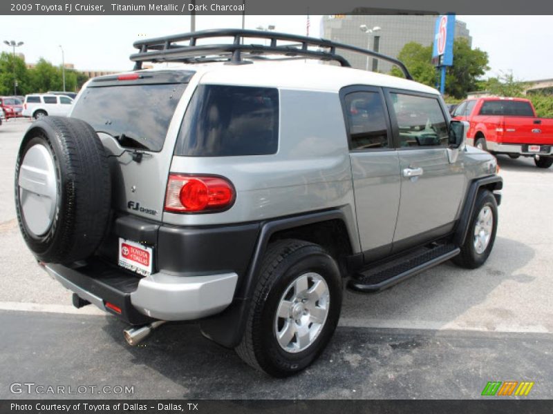 Titanium Metallic / Dark Charcoal 2009 Toyota FJ Cruiser