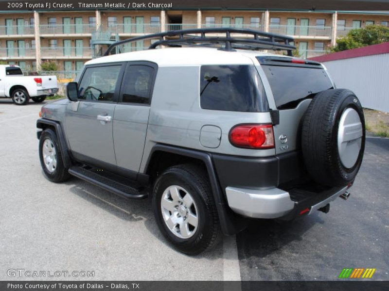 Titanium Metallic / Dark Charcoal 2009 Toyota FJ Cruiser
