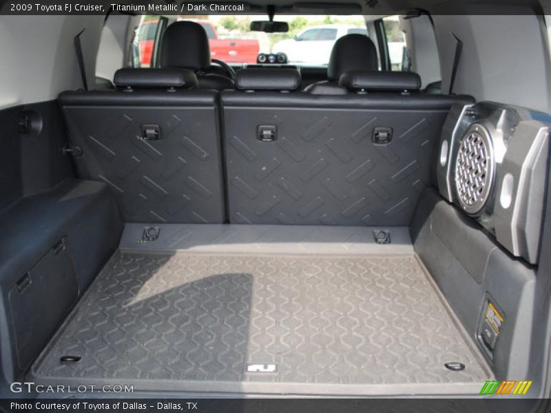 Titanium Metallic / Dark Charcoal 2009 Toyota FJ Cruiser