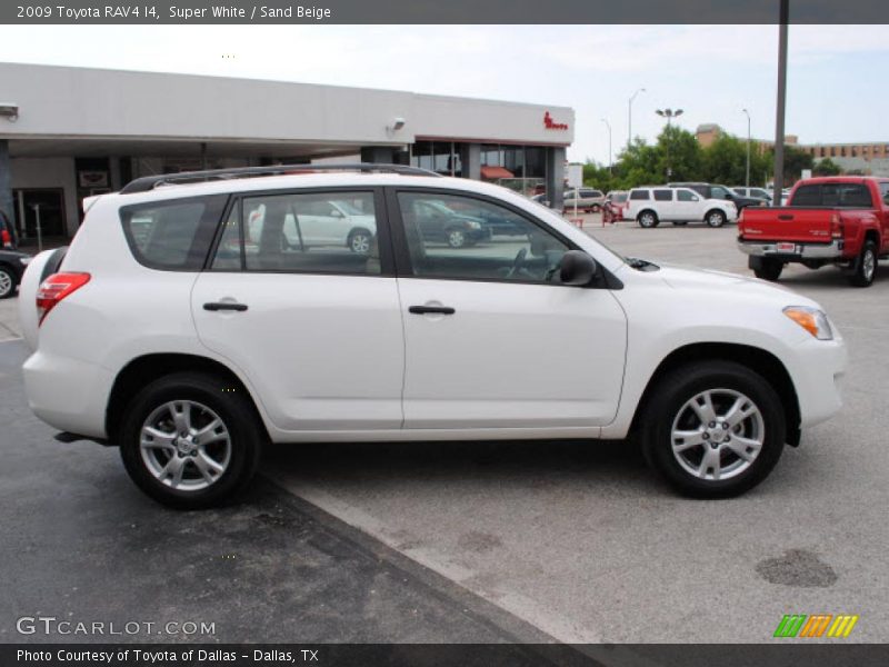 Super White / Sand Beige 2009 Toyota RAV4 I4