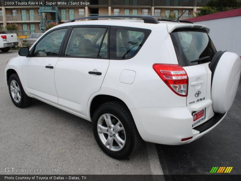 Super White / Sand Beige 2009 Toyota RAV4 I4