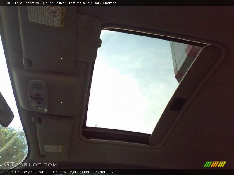 Silver Frost Metallic / Dark Charcoal 2001 Ford Escort ZX2 Coupe