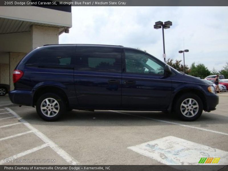 Midnight Blue Pearl / Medium Slate Gray 2005 Dodge Grand Caravan SE