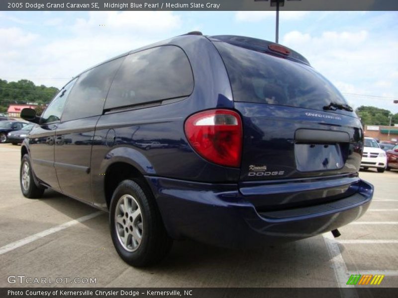 Midnight Blue Pearl / Medium Slate Gray 2005 Dodge Grand Caravan SE