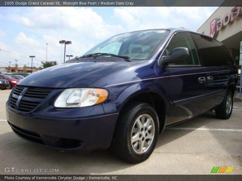 Midnight Blue Pearl / Medium Slate Gray 2005 Dodge Grand Caravan SE