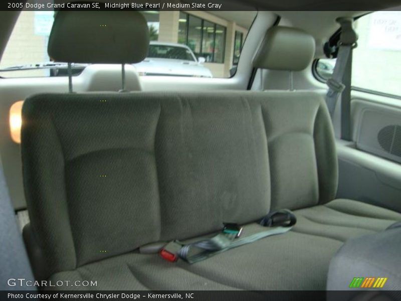 Midnight Blue Pearl / Medium Slate Gray 2005 Dodge Grand Caravan SE