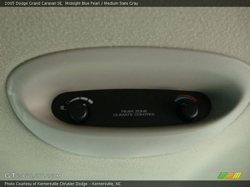 Midnight Blue Pearl / Medium Slate Gray 2005 Dodge Grand Caravan SE
