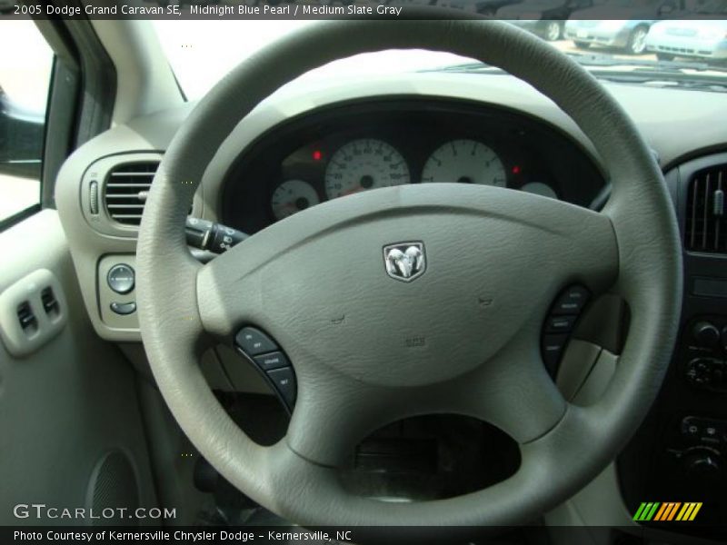 Midnight Blue Pearl / Medium Slate Gray 2005 Dodge Grand Caravan SE