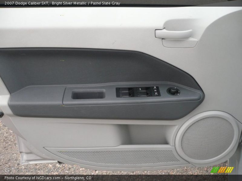 Bright Silver Metallic / Pastel Slate Gray 2007 Dodge Caliber SXT