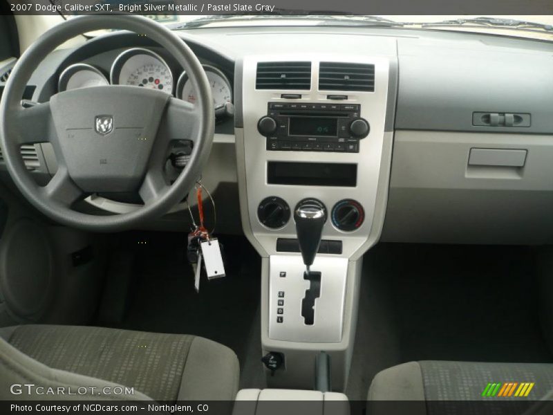 Bright Silver Metallic / Pastel Slate Gray 2007 Dodge Caliber SXT