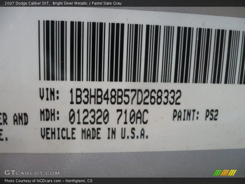 Bright Silver Metallic / Pastel Slate Gray 2007 Dodge Caliber SXT