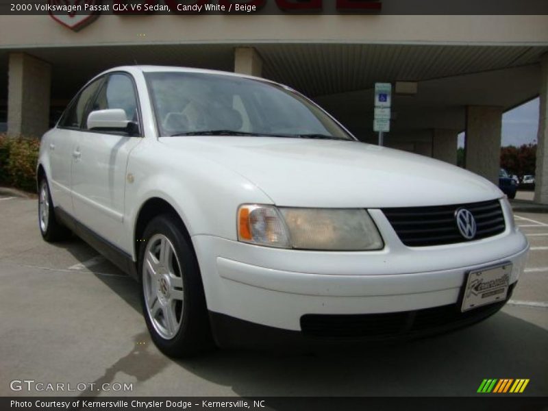 Candy White / Beige 2000 Volkswagen Passat GLX V6 Sedan