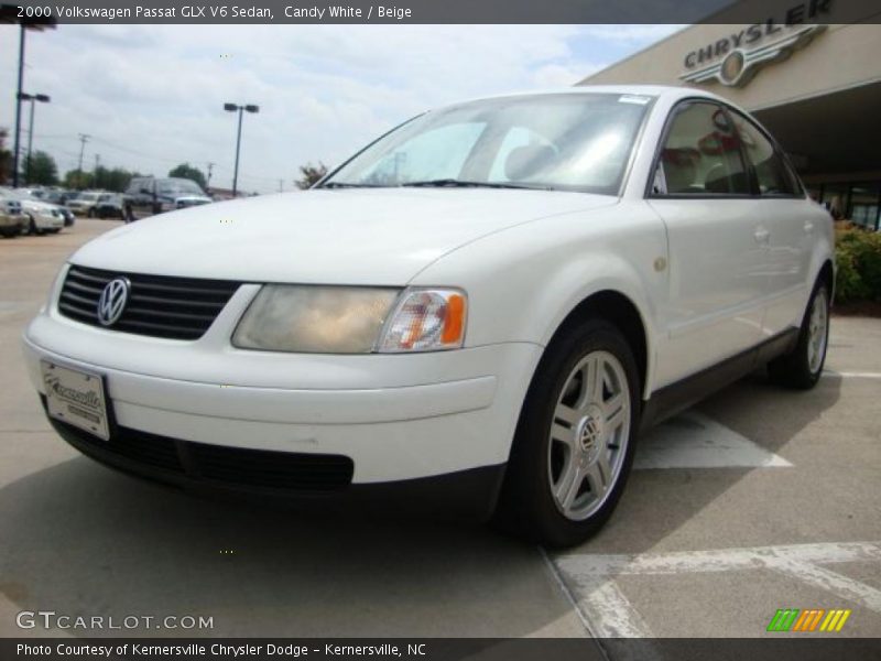 Candy White / Beige 2000 Volkswagen Passat GLX V6 Sedan