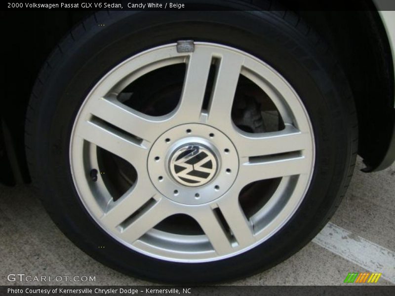 Candy White / Beige 2000 Volkswagen Passat GLX V6 Sedan