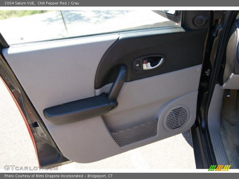 Chili Pepper Red / Gray 2004 Saturn VUE