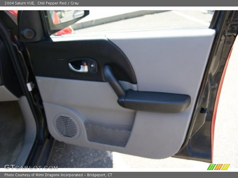 Chili Pepper Red / Gray 2004 Saturn VUE