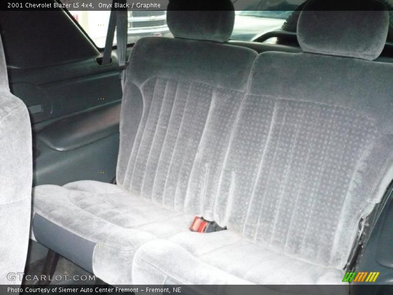 Onyx Black / Graphite 2001 Chevrolet Blazer LS 4x4