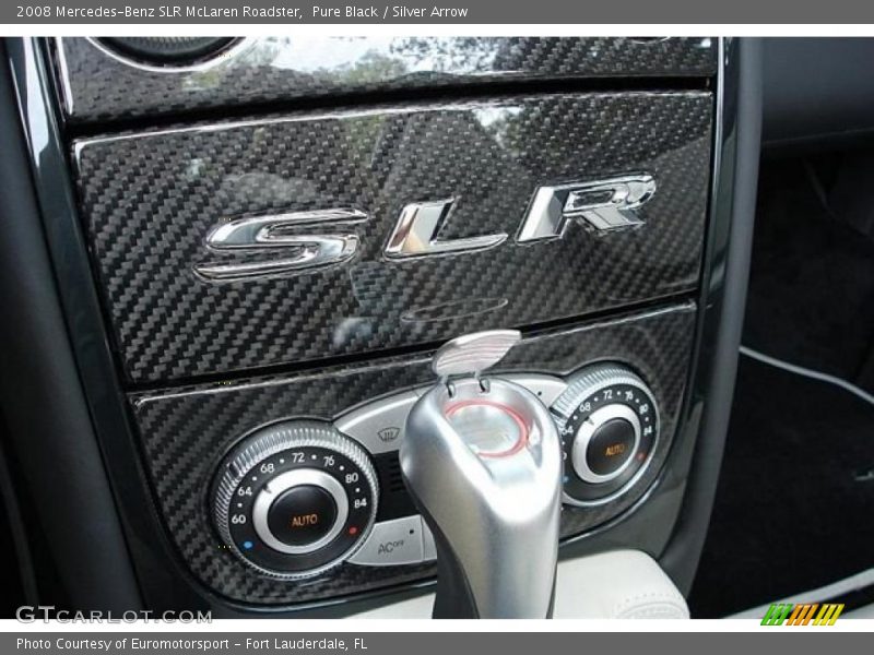 Controls of 2008 SLR McLaren Roadster