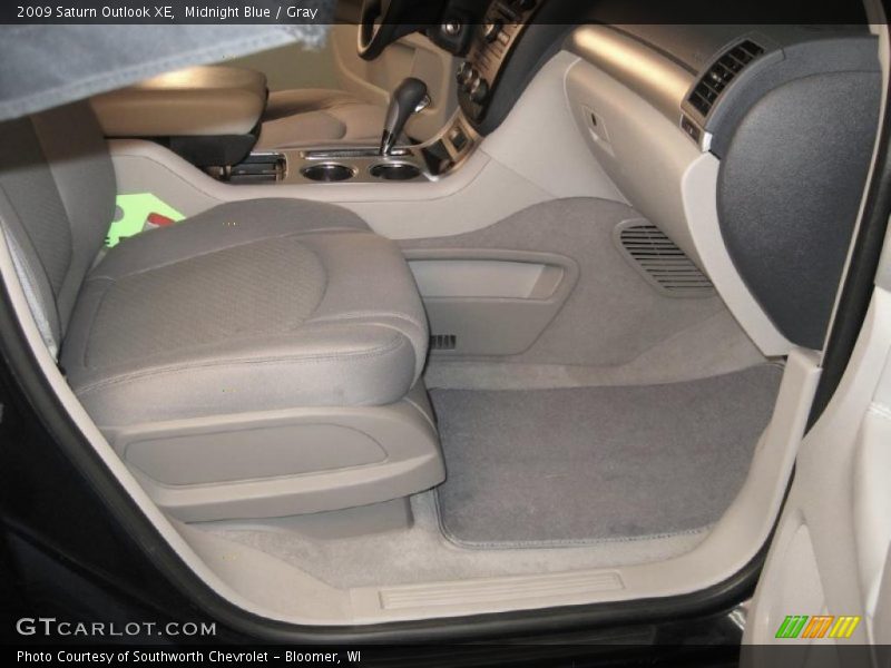 Midnight Blue / Gray 2009 Saturn Outlook XE