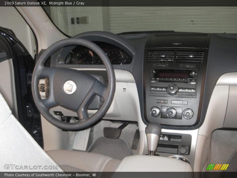Midnight Blue / Gray 2009 Saturn Outlook XE