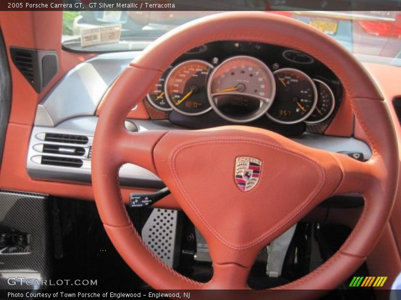 GT Silver Metallic / Terracotta 2005 Porsche Carrera GT