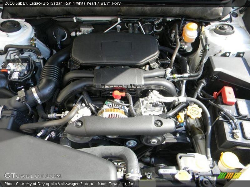 Satin White Pearl / Warm Ivory 2010 Subaru Legacy 2.5i Sedan