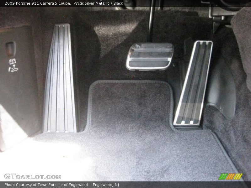 Arctic Silver Metallic / Black 2009 Porsche 911 Carrera S Coupe