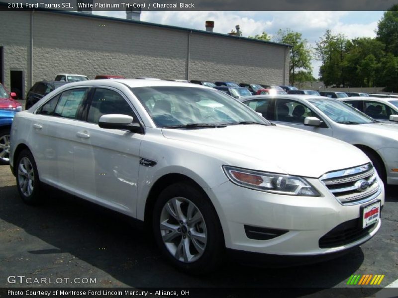 White Platinum Tri-Coat / Charcoal Black 2011 Ford Taurus SEL