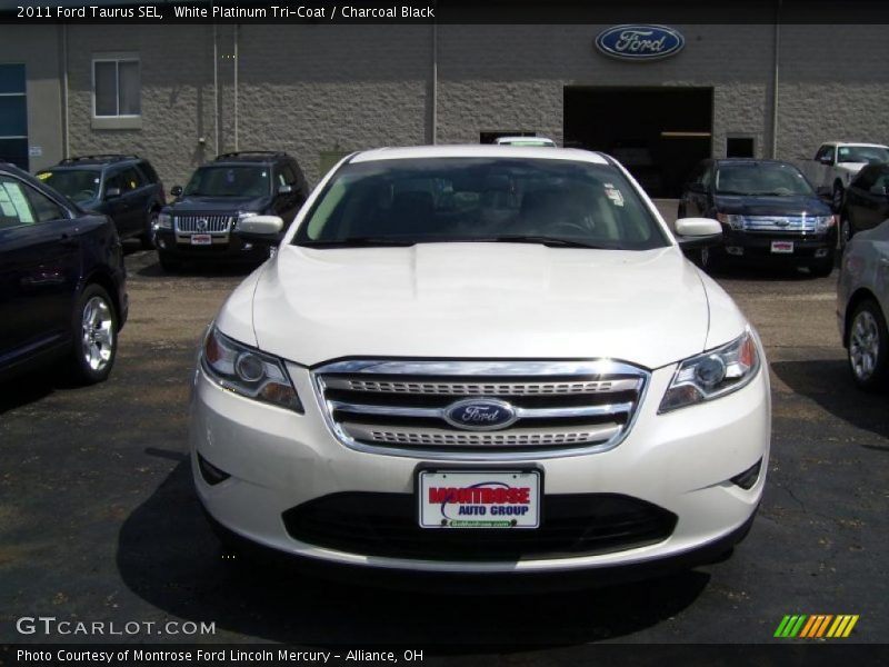 White Platinum Tri-Coat / Charcoal Black 2011 Ford Taurus SEL