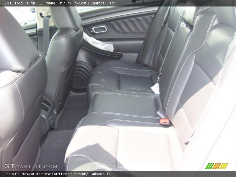 White Platinum Tri-Coat / Charcoal Black 2011 Ford Taurus SEL