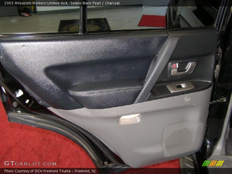 Solano Black Pearl / Charcoal 2003 Mitsubishi Montero Limited 4x4
