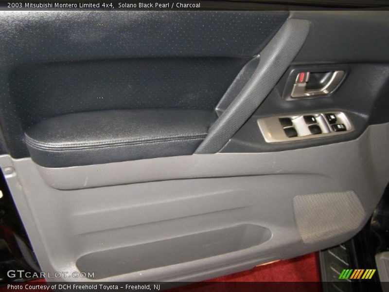 Solano Black Pearl / Charcoal 2003 Mitsubishi Montero Limited 4x4