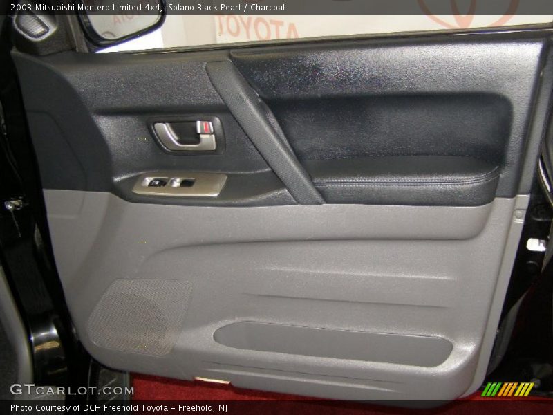 Solano Black Pearl / Charcoal 2003 Mitsubishi Montero Limited 4x4