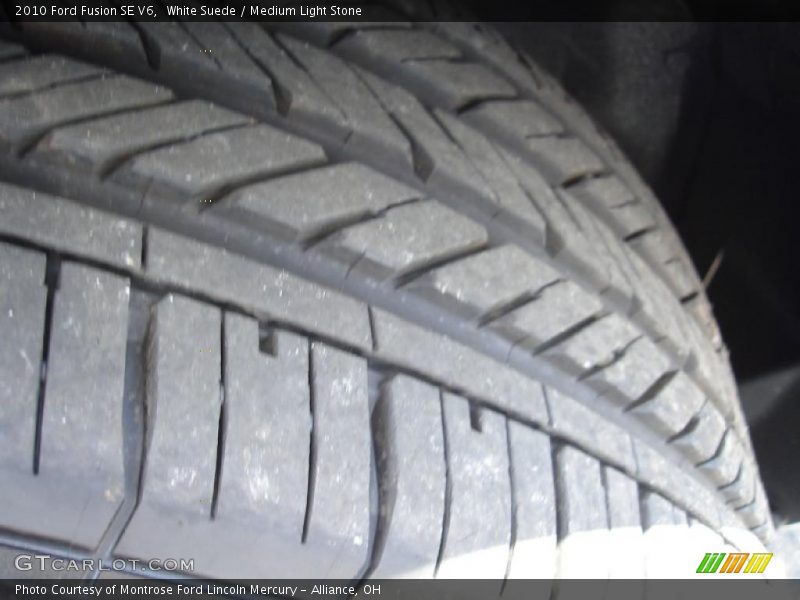 White Suede / Medium Light Stone 2010 Ford Fusion SE V6