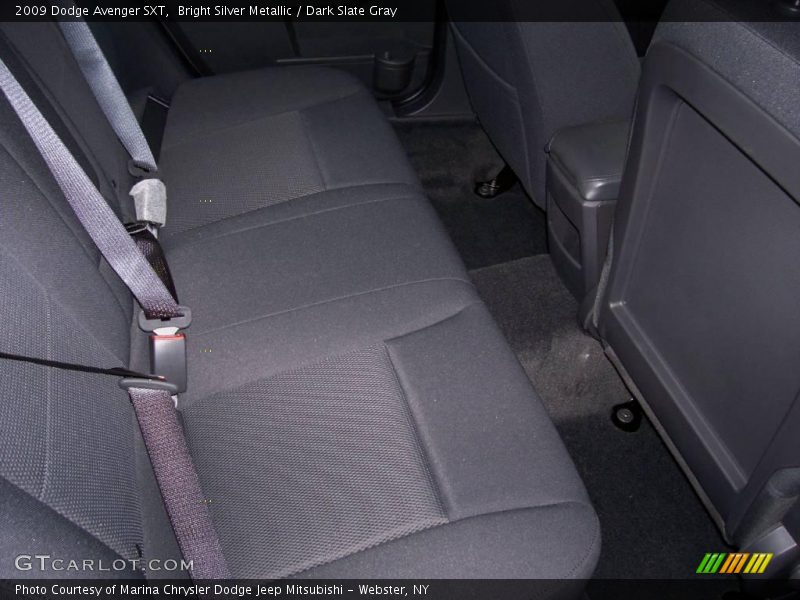 Bright Silver Metallic / Dark Slate Gray 2009 Dodge Avenger SXT