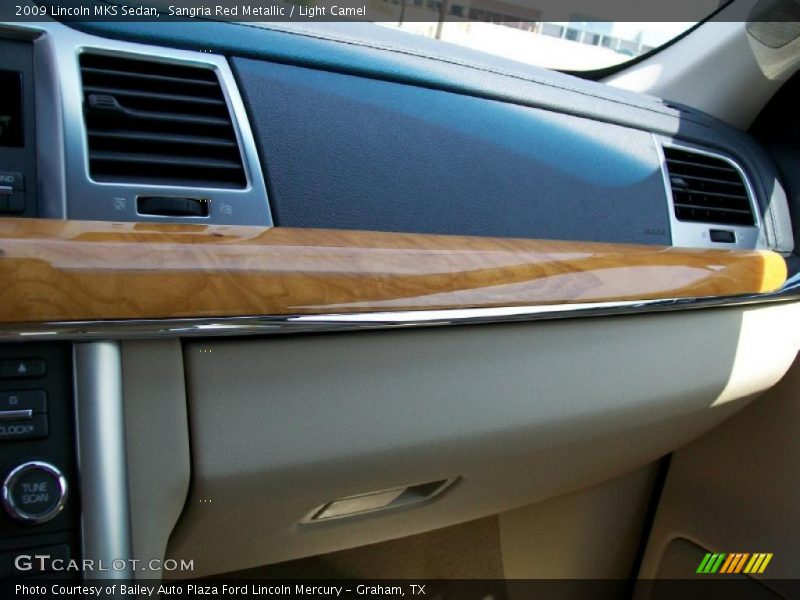 Sangria Red Metallic / Light Camel 2009 Lincoln MKS Sedan