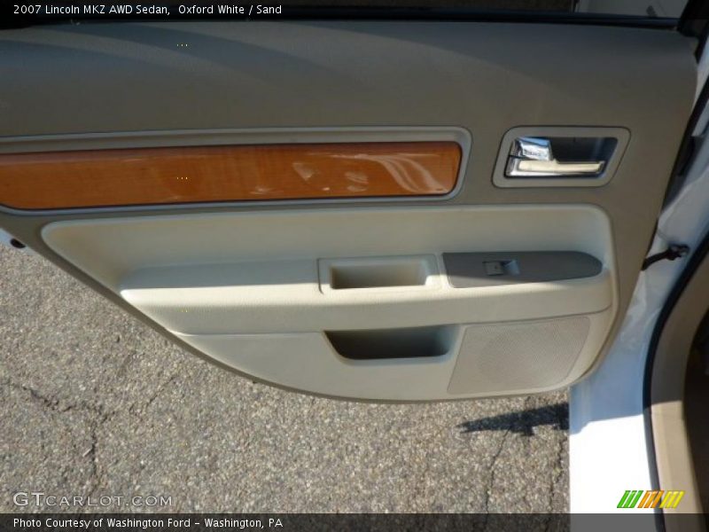 Oxford White / Sand 2007 Lincoln MKZ AWD Sedan