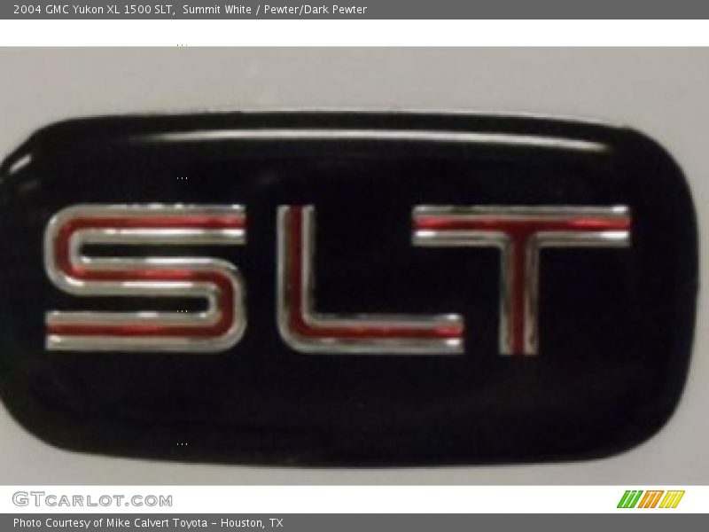 Summit White / Pewter/Dark Pewter 2004 GMC Yukon XL 1500 SLT