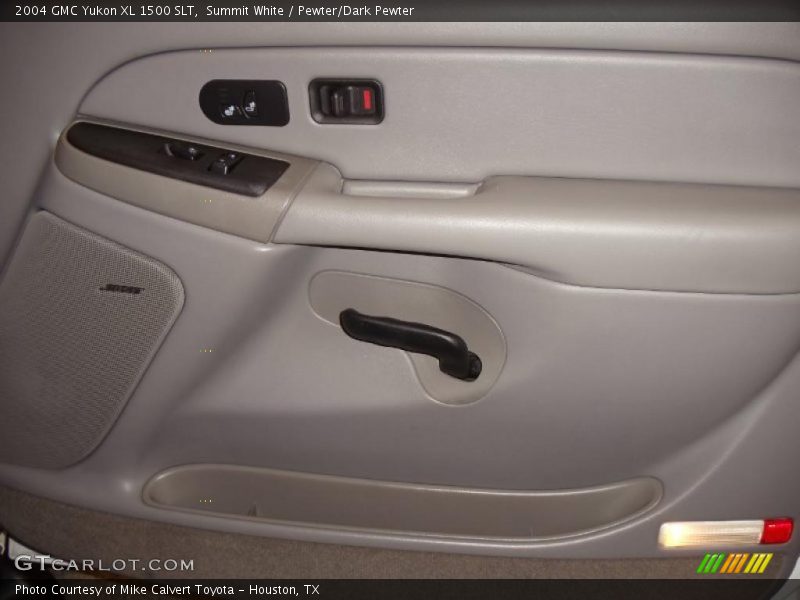 Summit White / Pewter/Dark Pewter 2004 GMC Yukon XL 1500 SLT