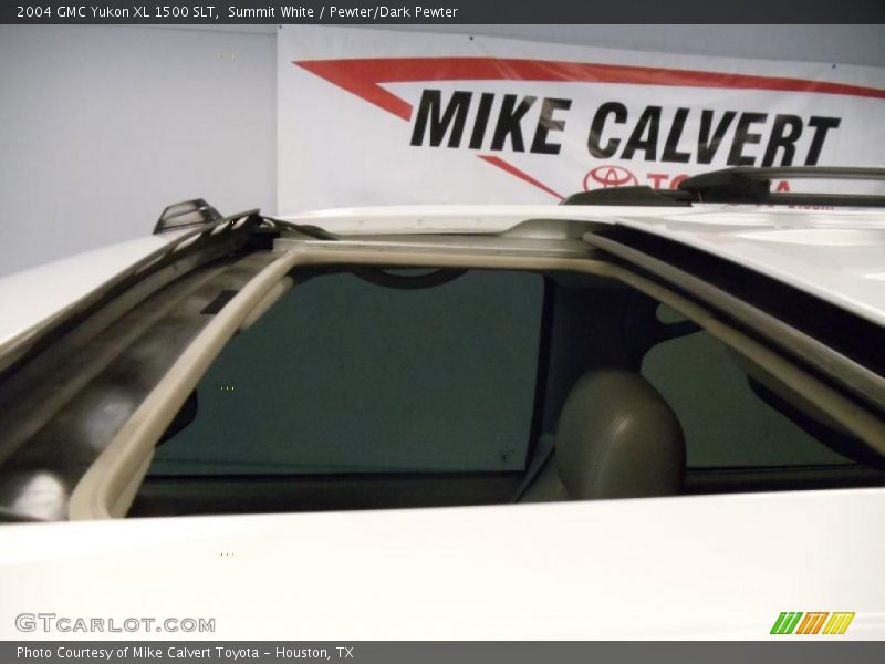 Summit White / Pewter/Dark Pewter 2004 GMC Yukon XL 1500 SLT