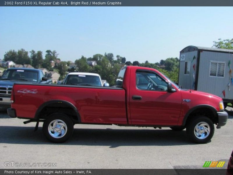 Bright Red / Medium Graphite 2002 Ford F150 XL Regular Cab 4x4
