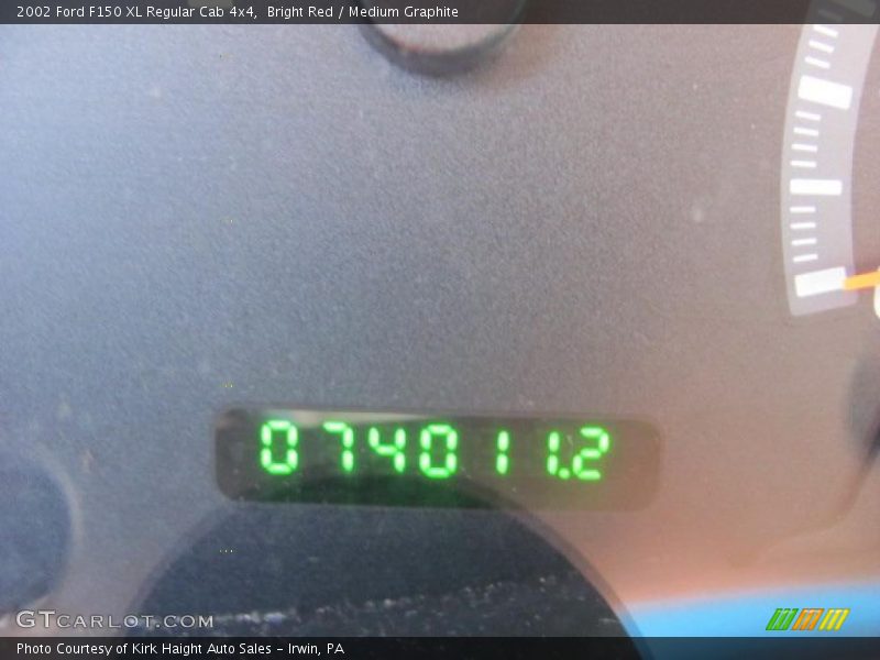 Bright Red / Medium Graphite 2002 Ford F150 XL Regular Cab 4x4